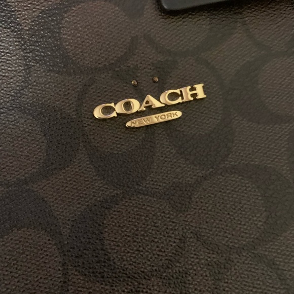 Coach City Tote - Picture 3 of 5